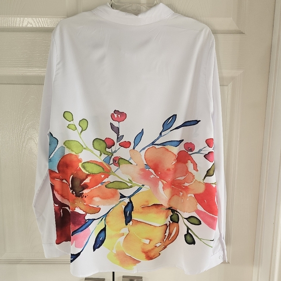 NWT Casual Ink Painting Long Sleeved Button Up Women's Top XXL - Picture 9 of 10